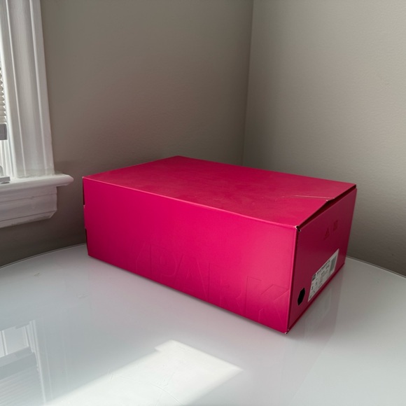 Ivy Park Adidas Hot Pink Womens Sneakers New In Box Size 8 - Picture 15 of 15